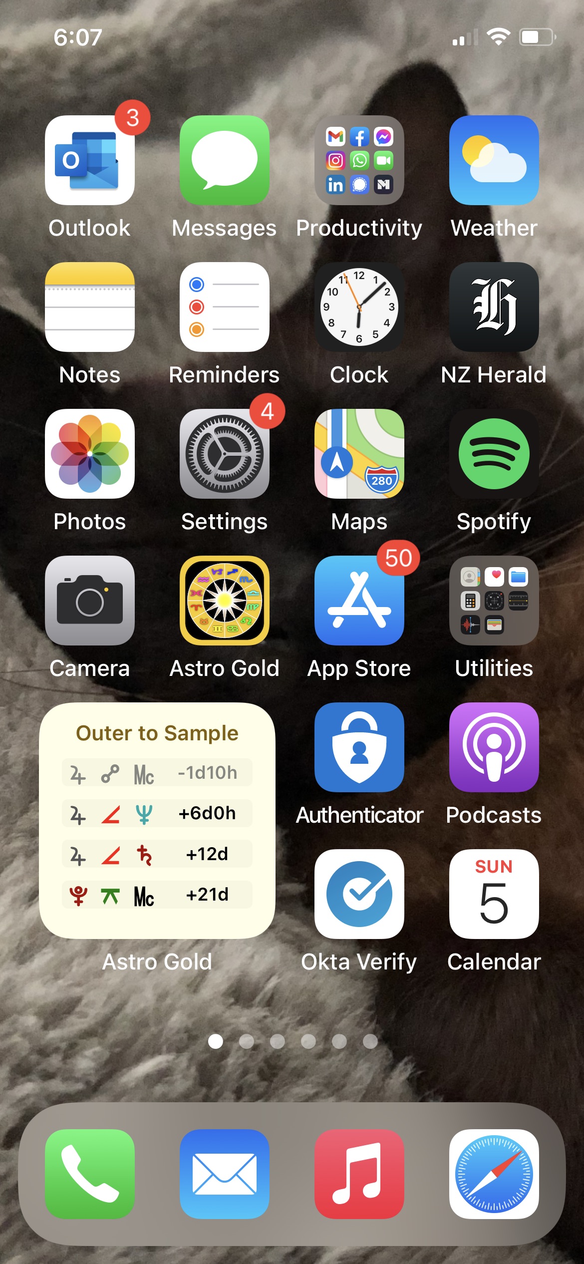 Widget - homescreen, outer planet transits to Sample chart